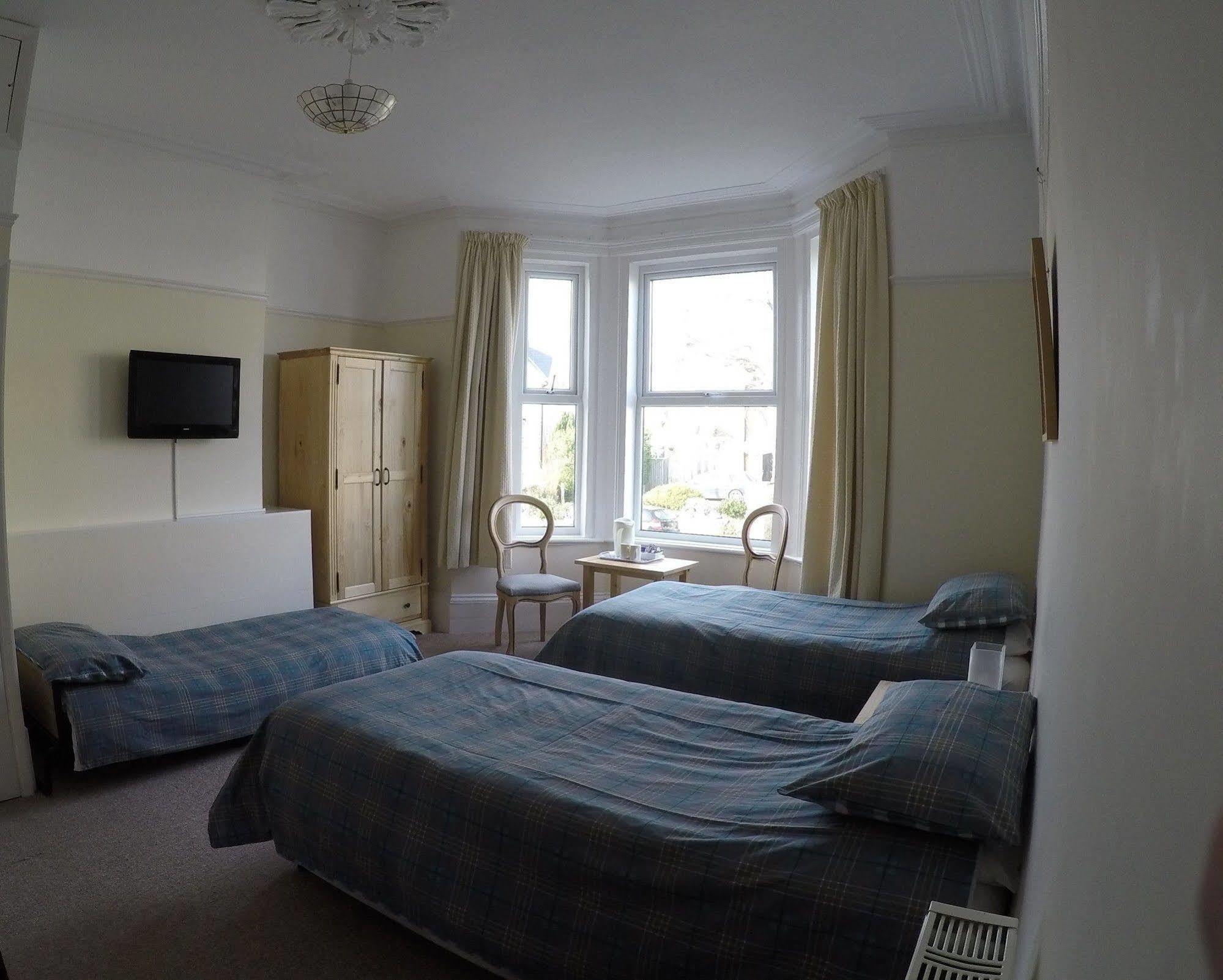 Heatherleigh Studio Flat Shanklin Exterior photo