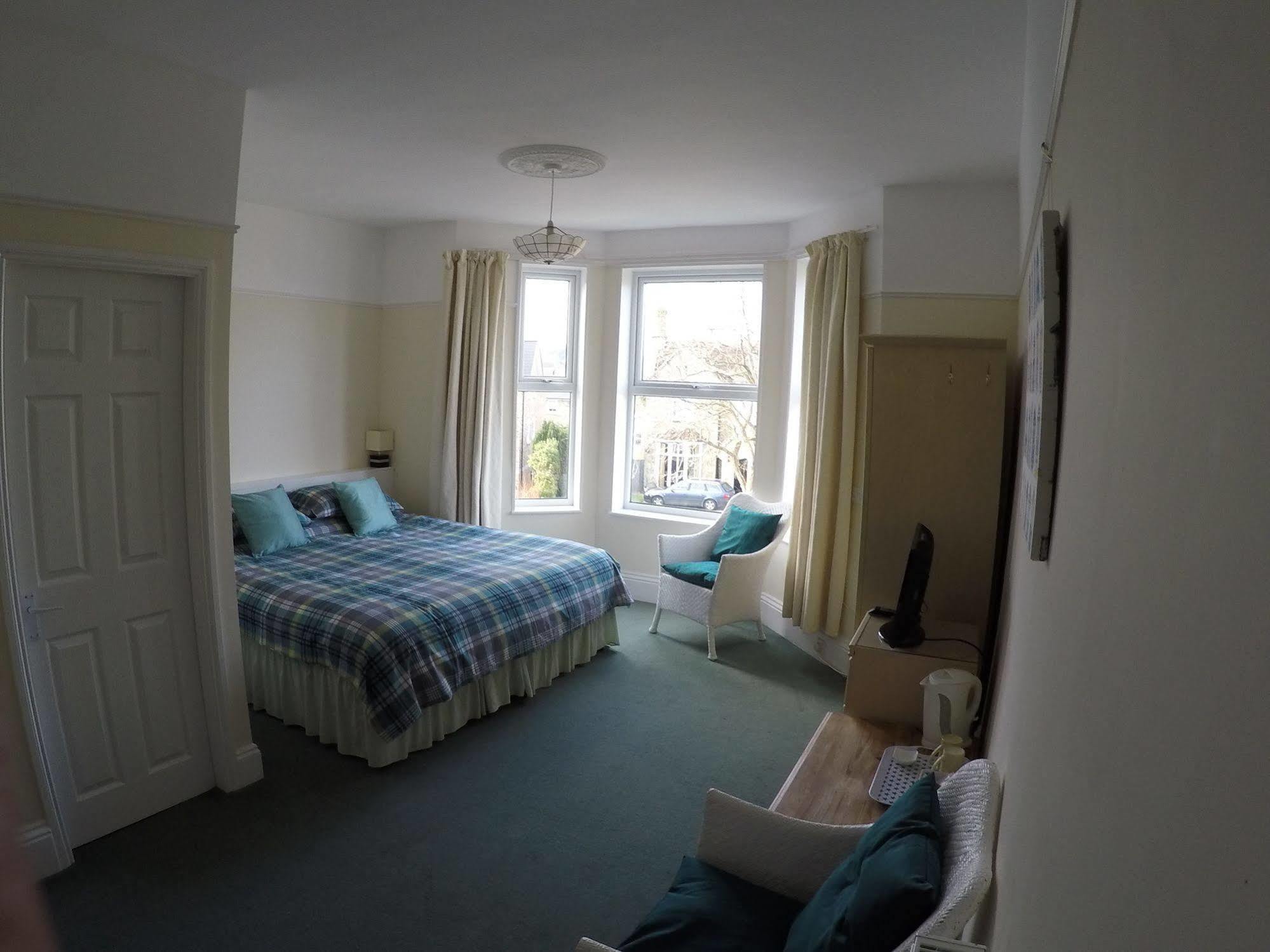Heatherleigh Studio Flat Shanklin Exterior photo