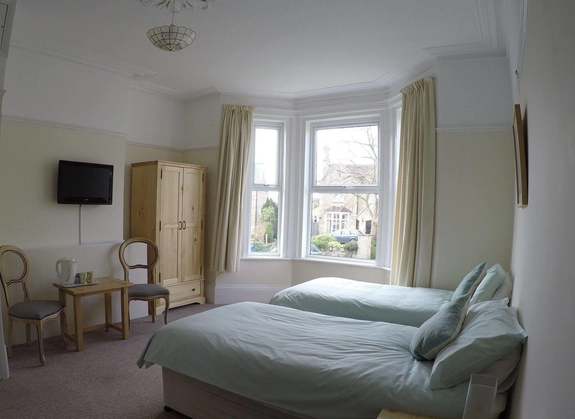 Heatherleigh Studio Flat Shanklin Exterior photo