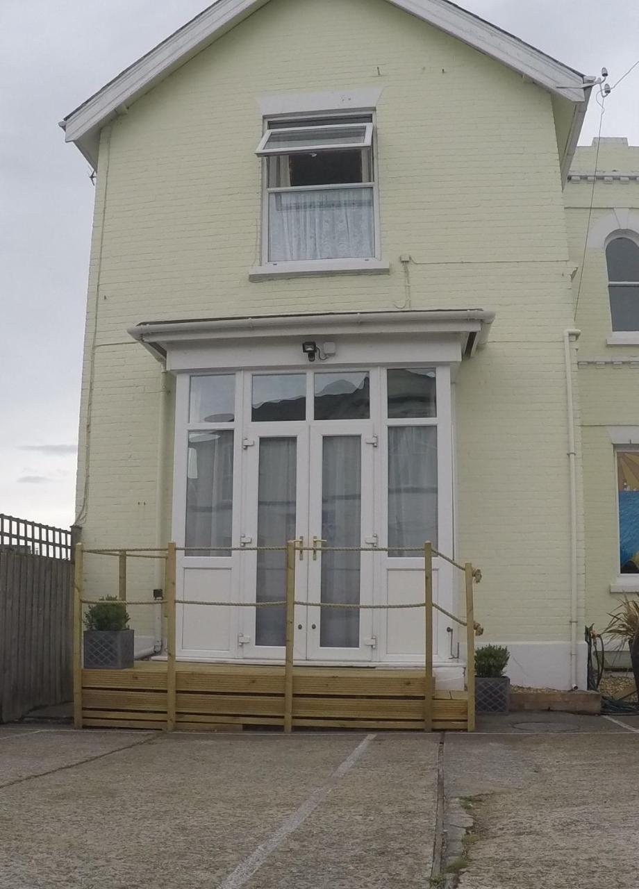 Heatherleigh Studio Flat Shanklin Exterior photo