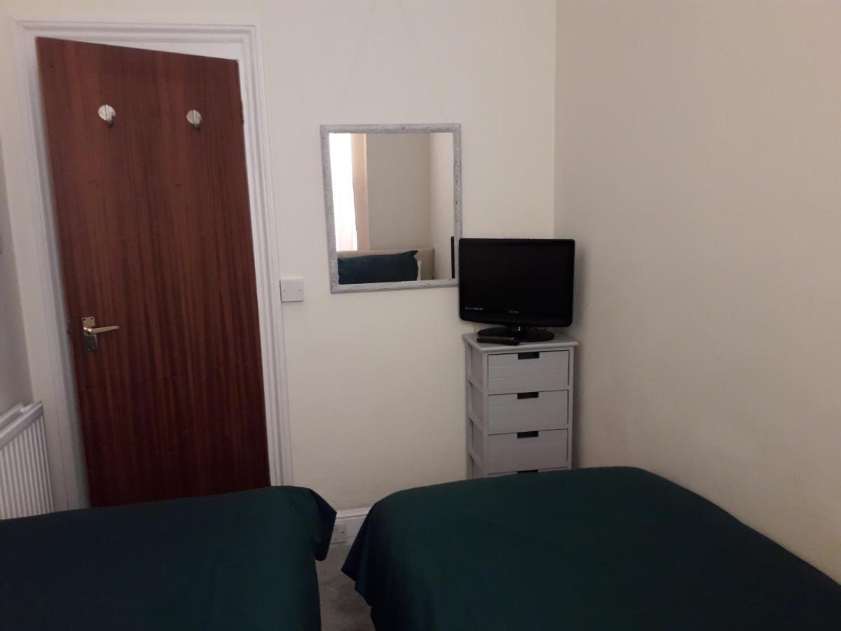 Heatherleigh Studio Flat Shanklin Exterior photo